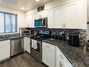 25557 Pine Creek, Wilmington (los Angeles) CA 90744