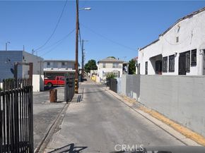 2536 S Rimpau Boulevard, Los Angeles CA 90016