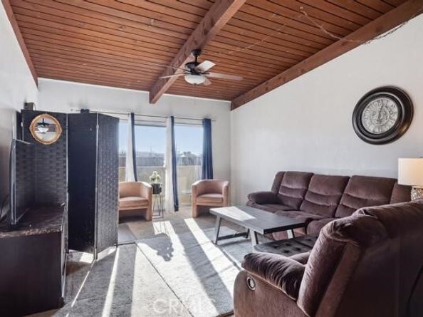 23930 Los Codona 206, Torrance CA 90505
