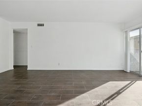 20134 Leadwell Street 263, Winnetka (los Angeles) CA 91306