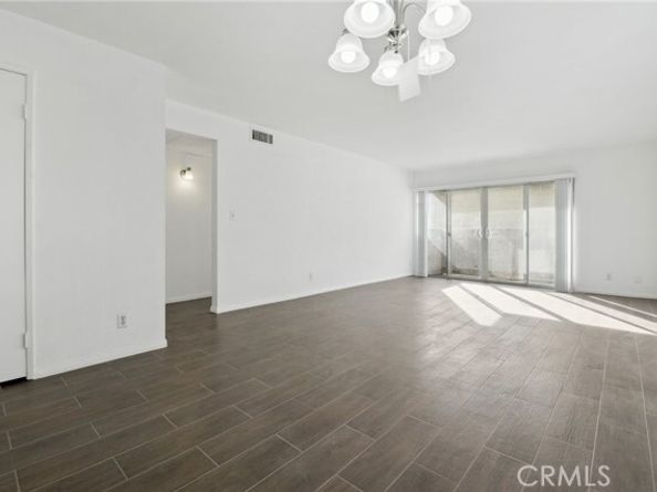 20134 Leadwell Street 263, Winnetka (los Angeles) CA 91306