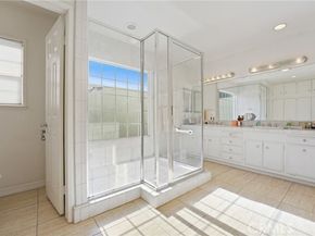 9560 Shoshone Avenue, Northridge (los Angeles) CA 91325