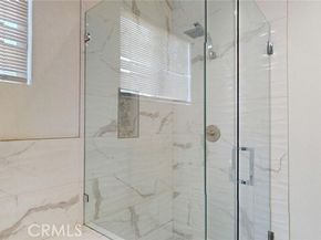 12407 Moorpark 301, Studio City (los Angeles) CA 91604