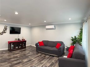 10707 New Haven 37, Sun Valley (los Angeles) CA 91352