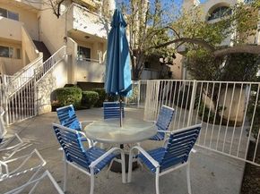 19400 Wyandotte 16, Reseda (los Angeles) CA 91335