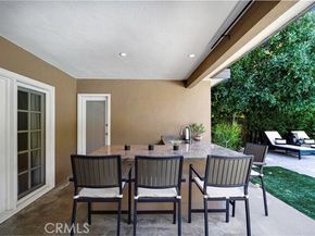 6119 Mary Ellen, Los Angeles CA 91401