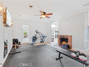 13405 Tiara Street, Los Angeles CA 91401