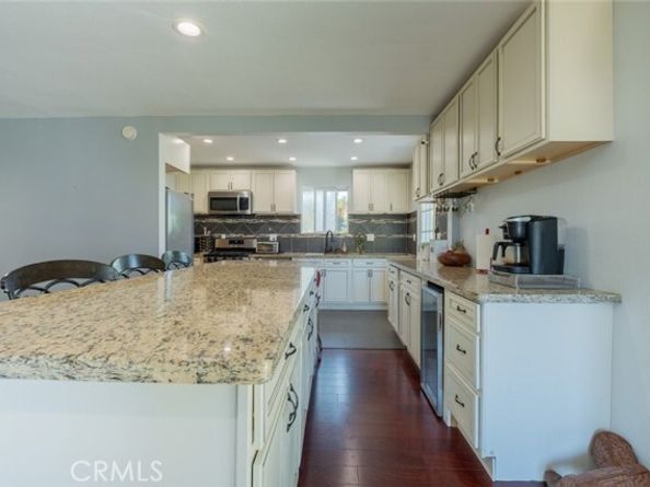 9419 Haskell Avenue, North Hills (los Angeles) CA 91343