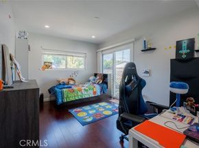 9419 Haskell Avenue, North Hills (los Angeles) CA 91343
