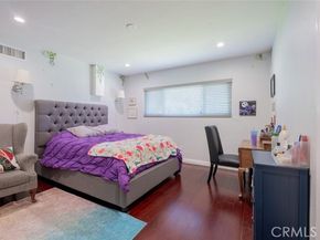 9419 Haskell Avenue, North Hills (los Angeles) CA 91343