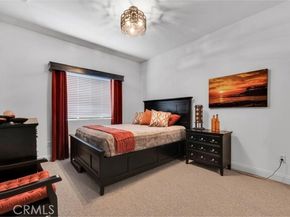 7132 Farralone Avenue 203, Canoga Park (los Angeles) CA 91303