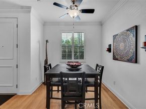 7132 Farralone Avenue 203, Canoga Park (los Angeles) CA 91303