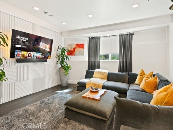5305 Campo Rd, Woodland Hills (los Angeles) CA 91364