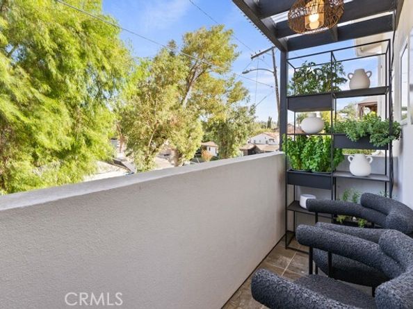 5305 Campo Rd, Woodland Hills (los Angeles) CA 91364