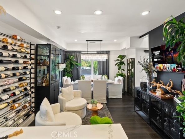5305 Campo Rd, Woodland Hills (los Angeles) CA 91364