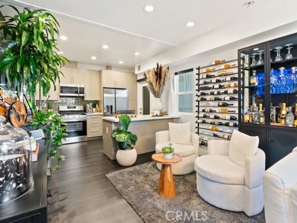 5305 Campo Rd, Woodland Hills (los Angeles) CA 91364