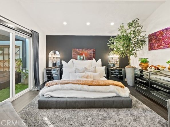 5305 Campo Rd, Woodland Hills (los Angeles) CA 91364