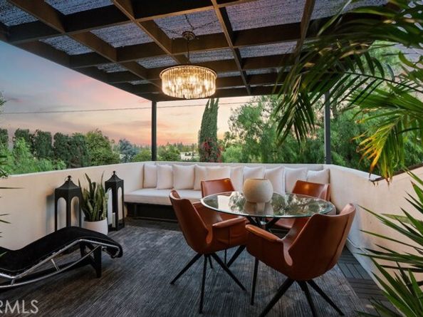 5305 Campo Rd, Woodland Hills (los Angeles) CA 91364