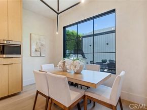 4239 Rhodes Avenue, Studio City (los Angeles) CA 91604