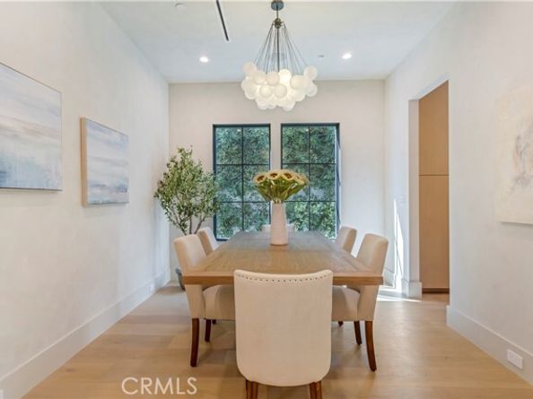 4239 Rhodes Avenue, Studio City (los Angeles) CA 91604