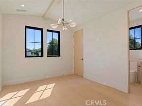 4239 Rhodes Avenue, Studio City (los Angeles) CA 91604