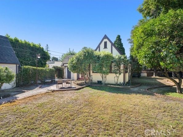 11155 Hortense Street, Toluca Lake (los Angeles) CA 91602