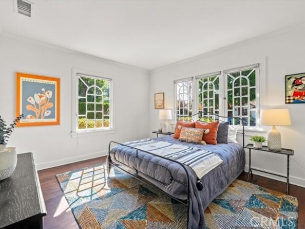 11155 Hortense Street, Toluca Lake (los Angeles) CA 91602