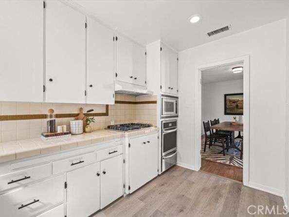 11155 Hortense Street, Toluca Lake (los Angeles) CA 91602
