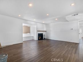 22115 Hackney Street, West Hills (los Angeles) CA 91304