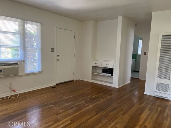 10856 Camarillo Street, Toluca Lake (los Angeles) CA 91602