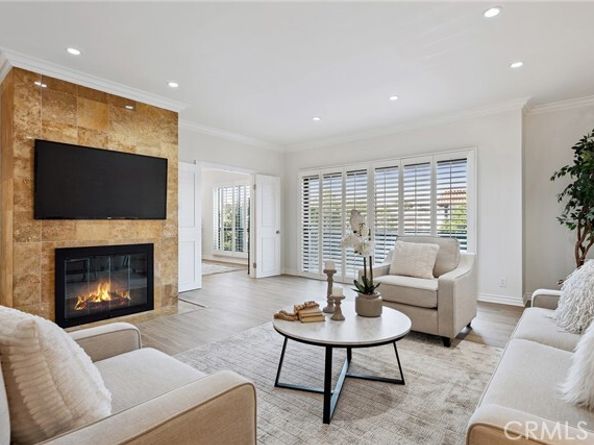 5416 Zelzah Avenue 202, Encino (los Angeles) CA 91316