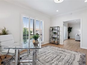 5416 Zelzah Avenue 202, Encino (los Angeles) CA 91316