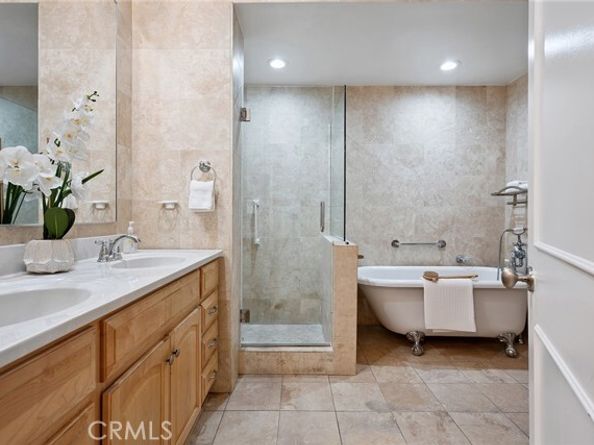5416 Zelzah Avenue 202, Encino (los Angeles) CA 91316