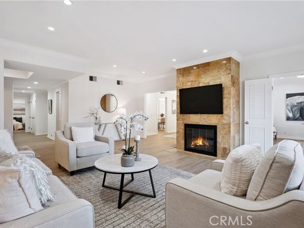 5416 Zelzah Avenue 202, Encino (los Angeles) CA 91316