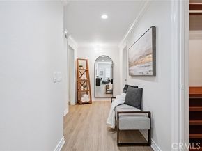 5416 Zelzah Avenue 202, Encino (los Angeles) CA 91316