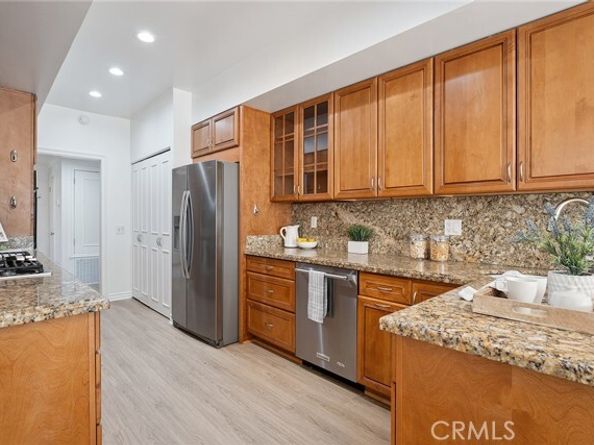 5416 Zelzah Avenue 202, Encino (los Angeles) CA 91316