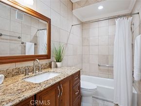 5416 Zelzah Avenue 202, Encino (los Angeles) CA 91316