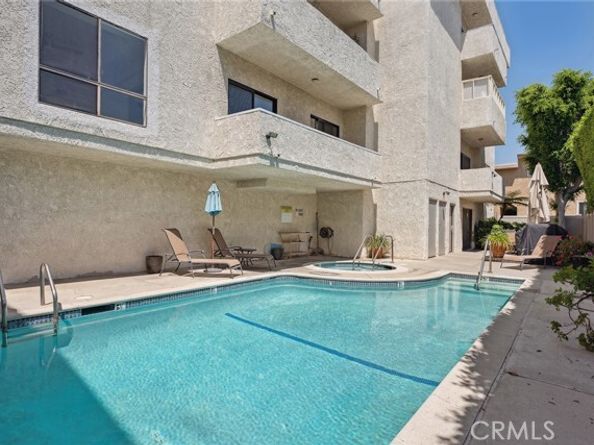 5416 Zelzah Avenue 202, Encino (los Angeles) CA 91316