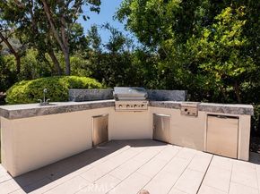 17636 Camino De Yatasto, Pacific Palisades (los Angeles) CA 90272