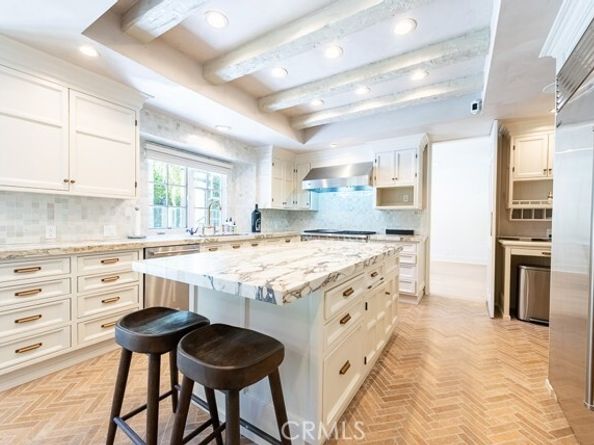 17636 Camino De Yatasto, Pacific Palisades (los Angeles) CA 90272