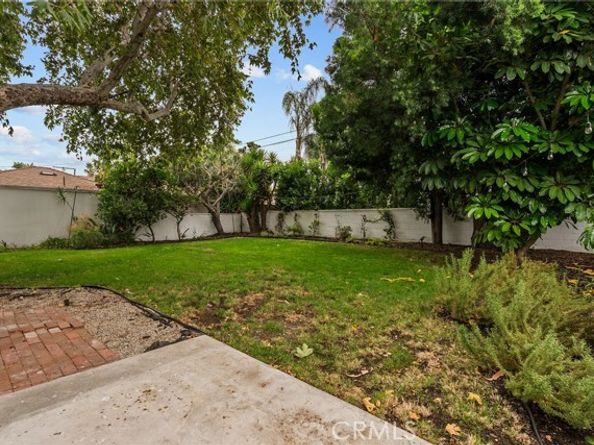 13817 Bromwich Street, Arleta (los Angeles) CA 91331