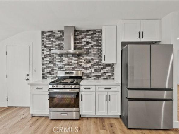 13817 Bromwich Street, Arleta (los Angeles) CA 91331