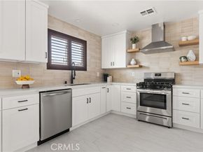 933 N Lincoln Street, Burbank CA 91506