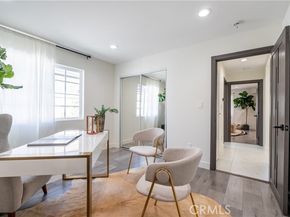 14715 Archwood Street, Van Nuys (los Angeles) CA 91405