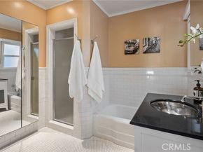 12139 Hollyglen Place, Studio City (los Angeles) CA 91604