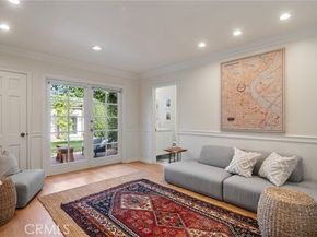 12139 Hollyglen Place, Studio City (los Angeles) CA 91604