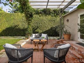 12139 Hollyglen Place, Studio City (los Angeles) CA 91604