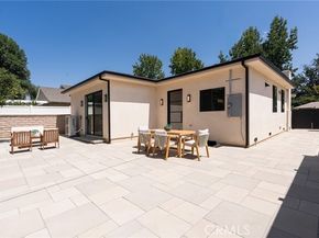 5817 Cantaloupe Avenue, Los Angeles CA 91401