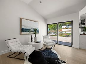 5100 Orrville Avenue, Woodland Hills (los Angeles) CA 91367