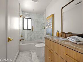 5100 Orrville Avenue, Woodland Hills (los Angeles) CA 91367